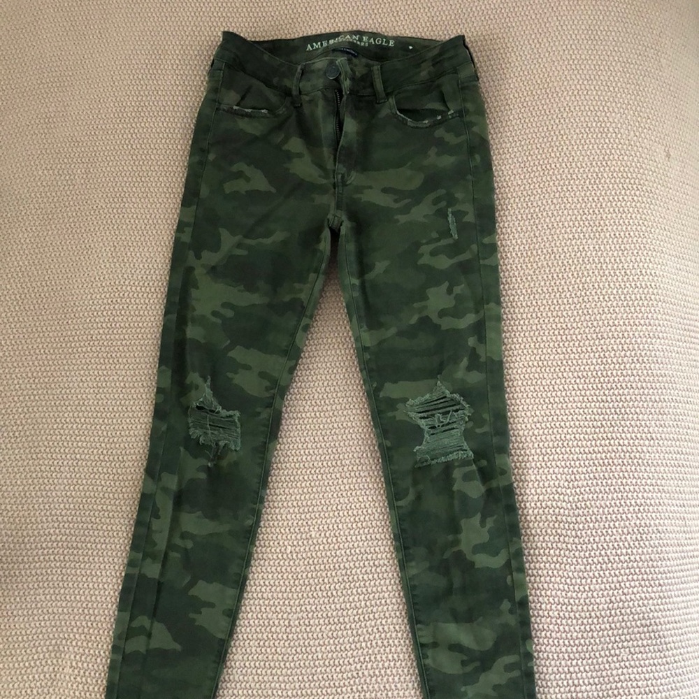 American eagle camo pants